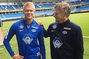 加盟更像是 加盟更像是